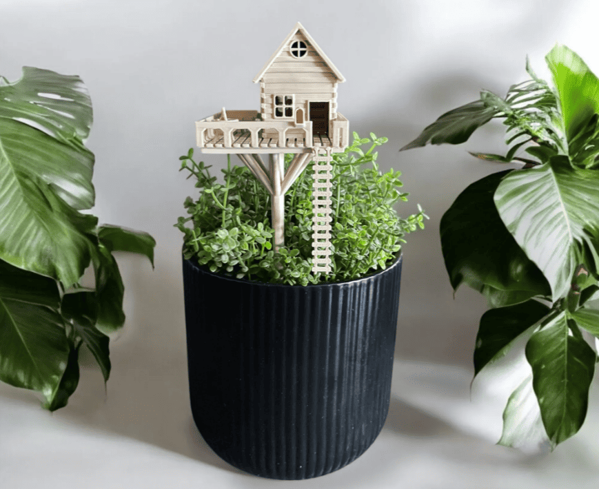 miniatures 3d models_9_mini treehouse with ladder for flower pot